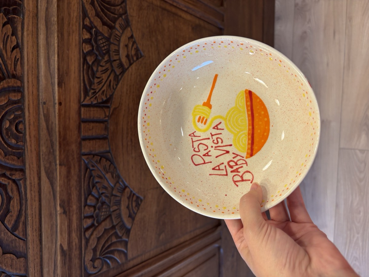 Bol à pâtes « Pasta la vista baby » peint à la main — réalisation atelier Saint-Renan